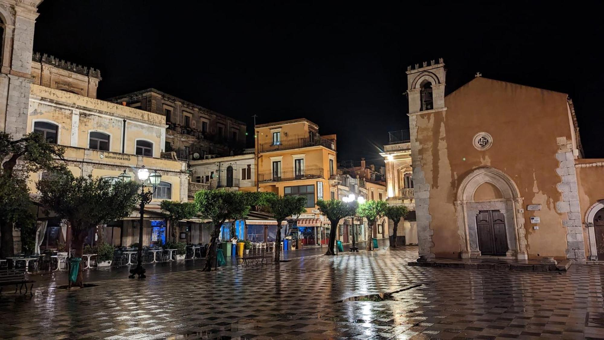 Opuntia Charming Rooms Taormina Buitenkant foto