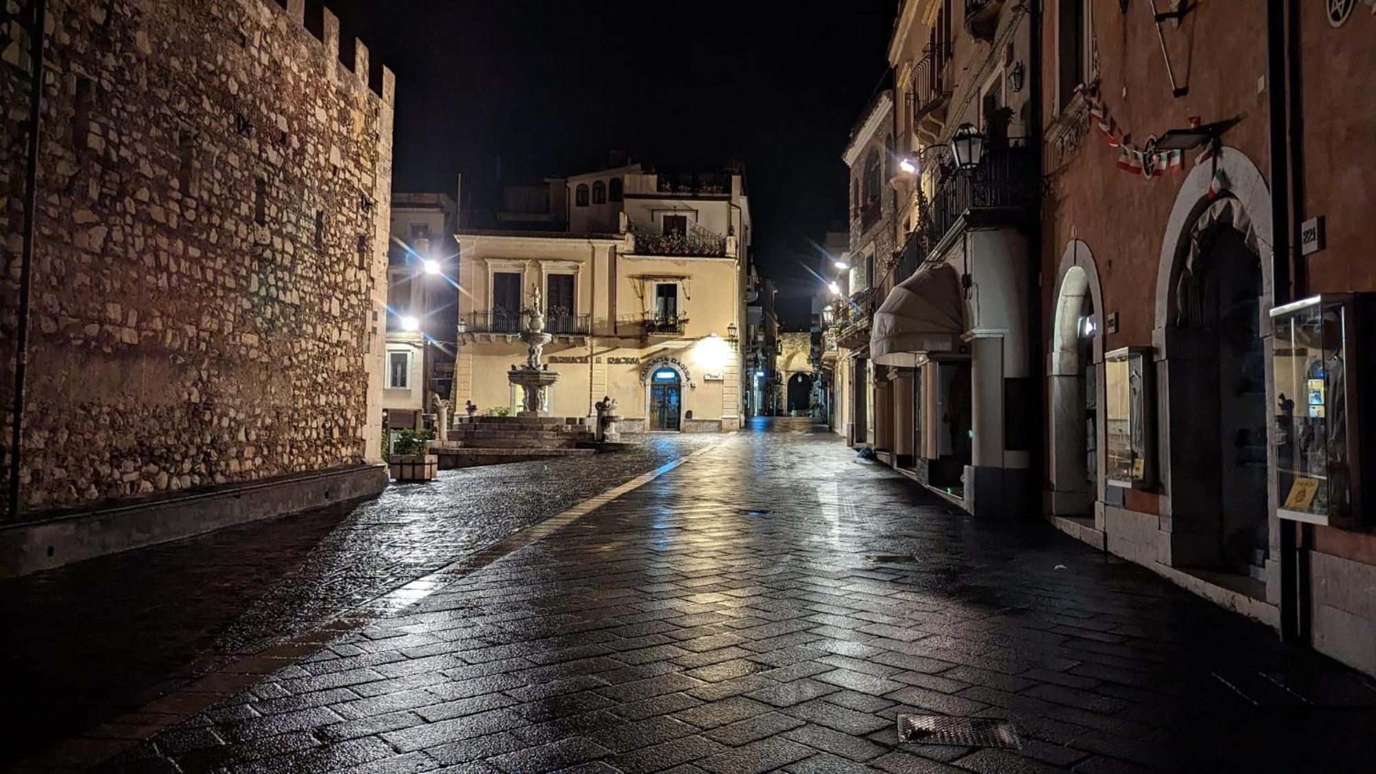 Opuntia Charming Rooms Taormina Buitenkant foto