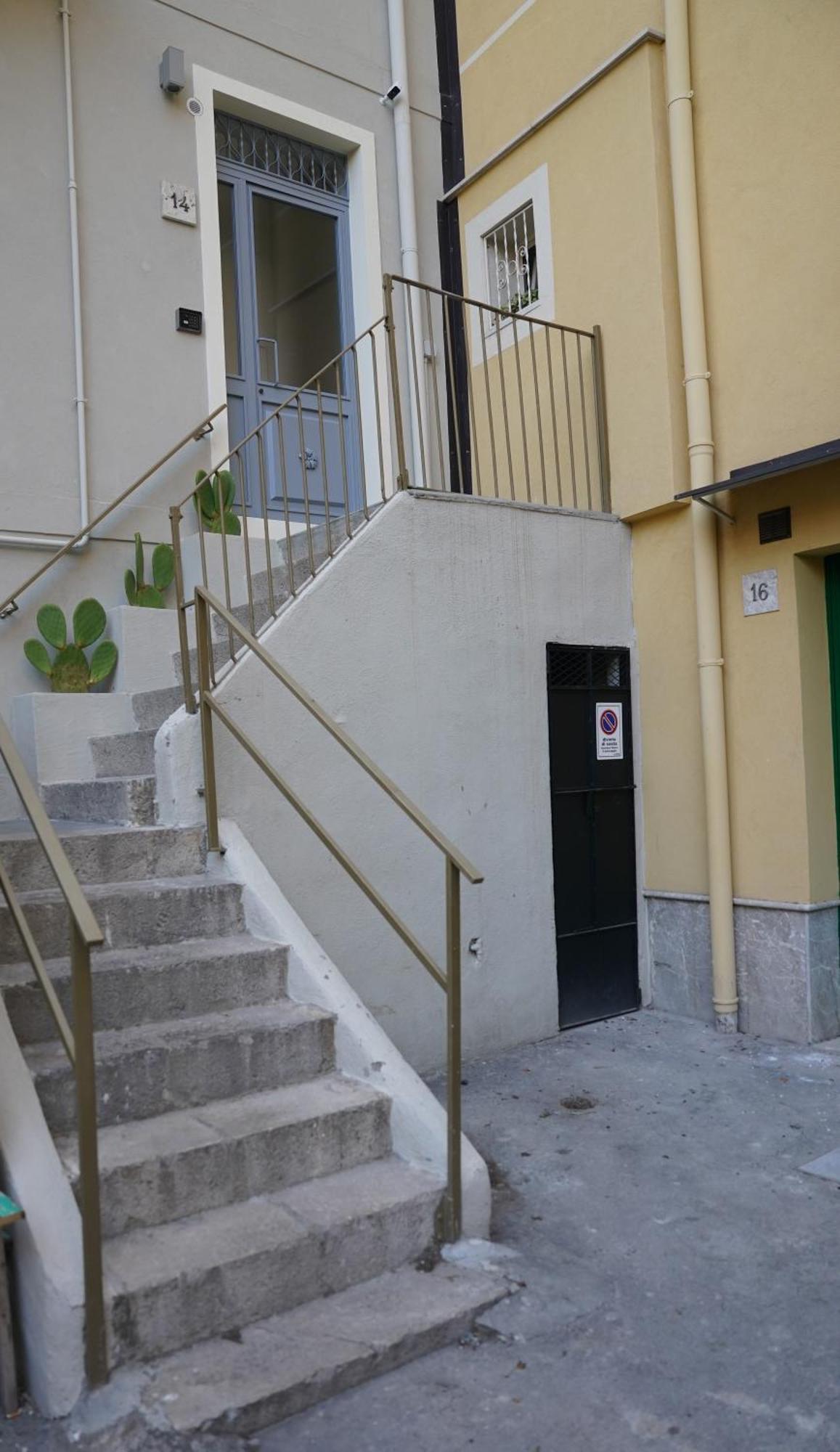 Opuntia Charming Rooms Taormina Buitenkant foto